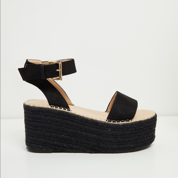 NWT Pretty Little Thing Platform Wedge Sandals - Picture 3 of 5